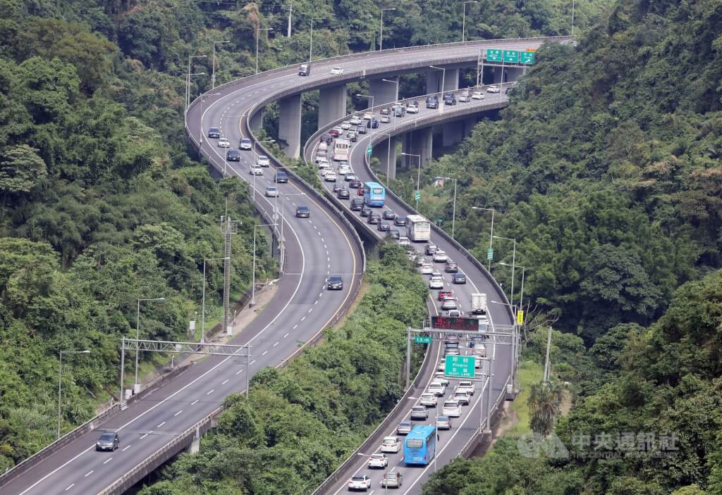 端午連假首日國道交通概況：上午部分路段壅塞 下午重點監控7路段