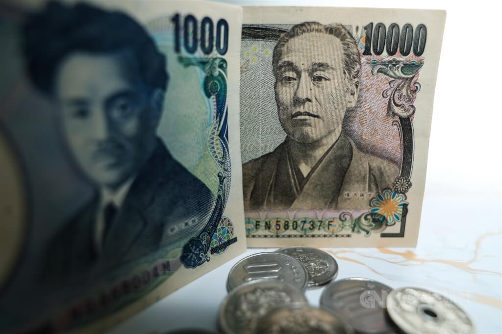 日圓逼近40年新低 日本財相暗示將干預支撐匯率
