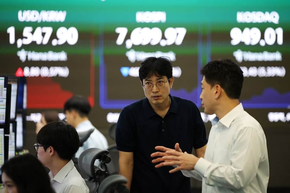 韓股暴跌10%觸發熔斷 亞股全面走弱