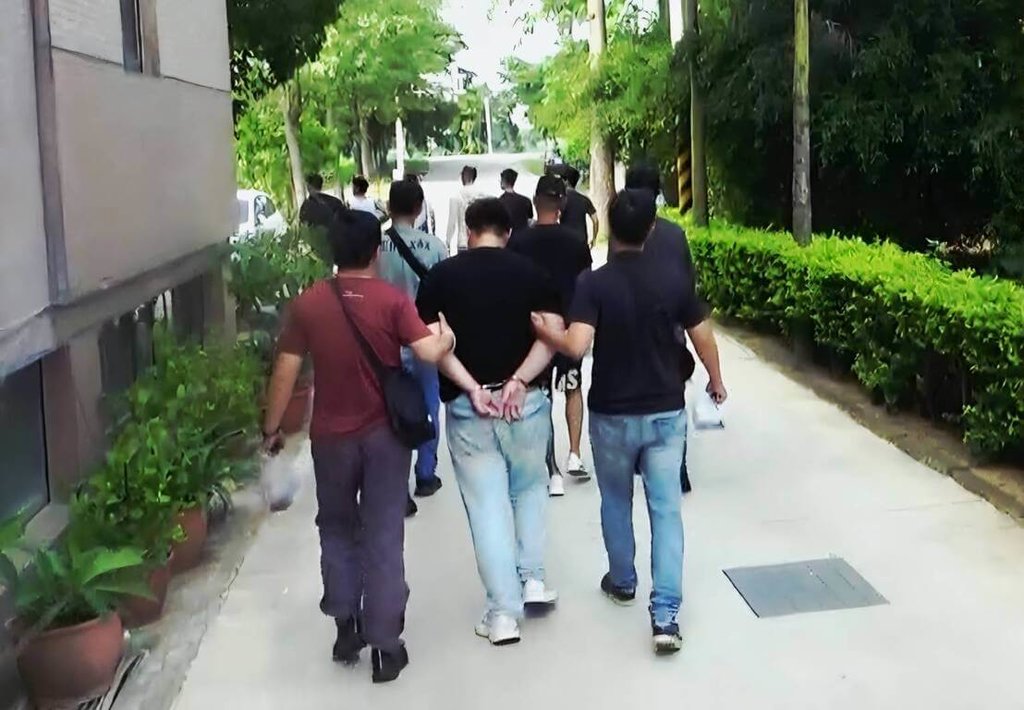 金門多間KTV遭砸店，警方逮捕洪姓主嫌等6名犯嫌