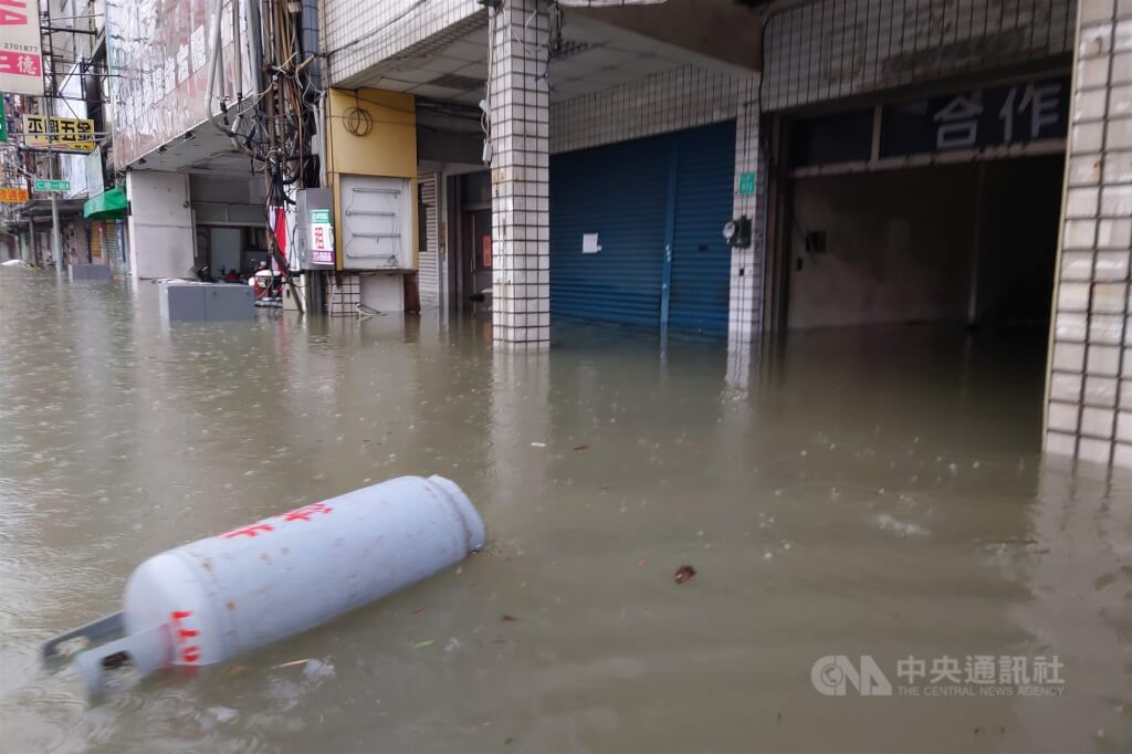 Status of Work and School Closures Across Taiwan on June 26 Due to Typhoon Mekkhala and Southwest Monsoon