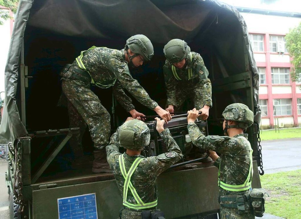 4th Theater Command Pivots from Combat Drills to Disaster Relief Amidst Southern Taiwan Heavy Rains
