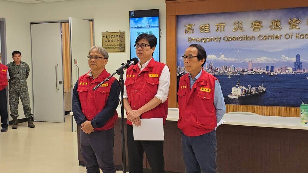 Kaohsiung Announces Work and School Suspension at Dawn; Mayor Chen Chi-mai Cites Upward Rainfall Forecasts