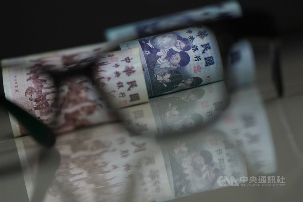 欠稅大戶共欠逾780億元 黃任中家族欠32億居首