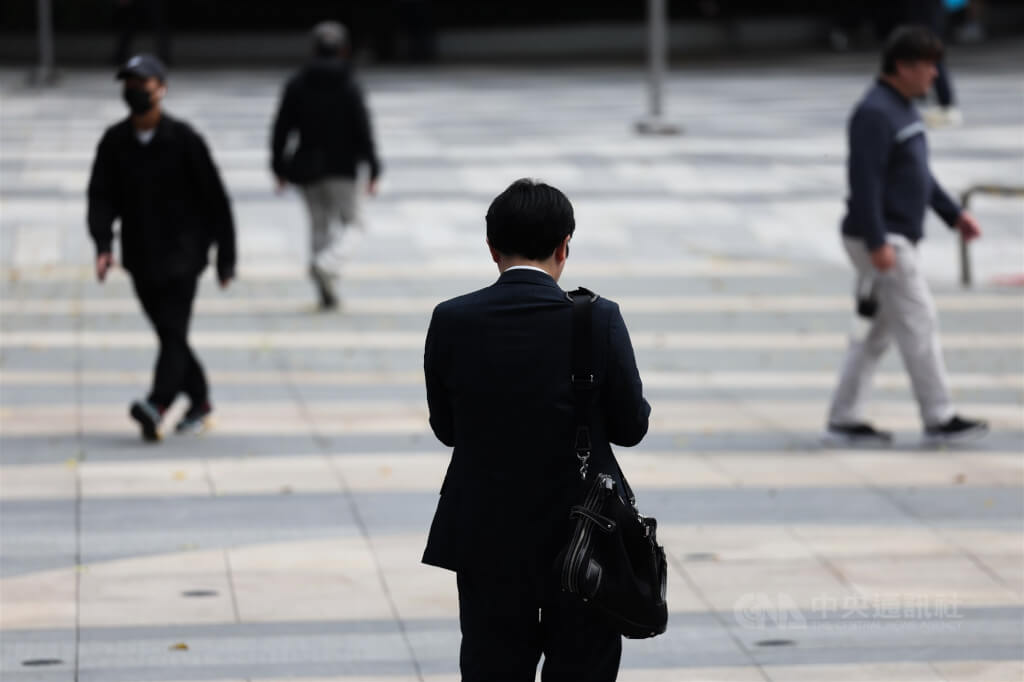 實質經常性薪資前5月年增1.27% 創6年最大漲幅
