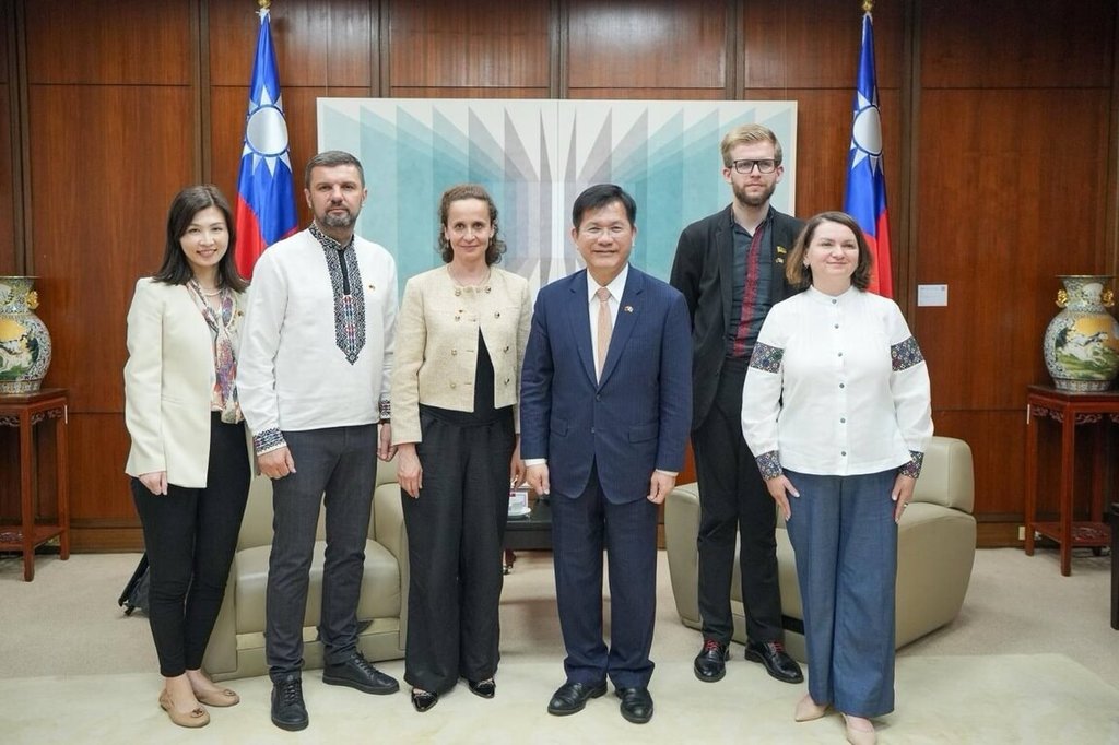 林佳龍接見烏克蘭國會議員團 盼強化台烏合作
