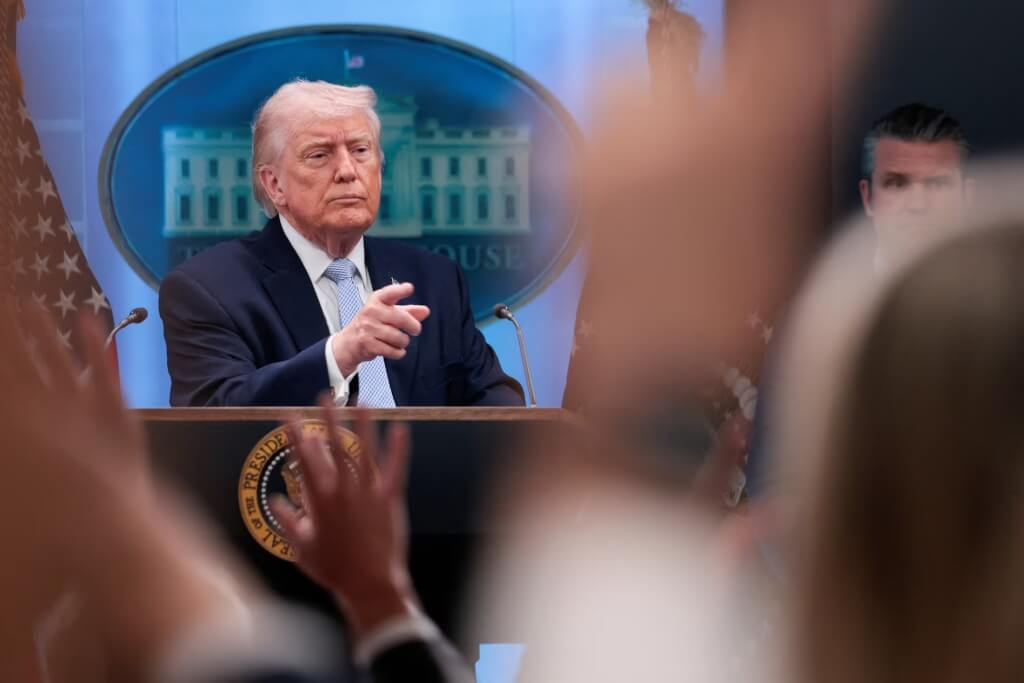 イラン停戦交渉期限迫る トランプ大統領、記者会見で極限の圧力行使
