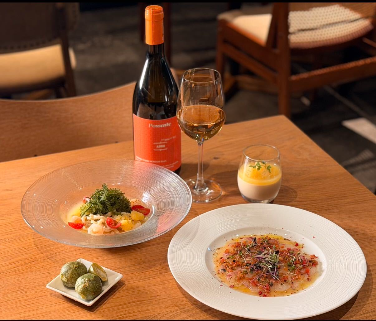 【株式会社AN】夏のナチュラルワインと楽しむ沖縄料理。ひんやりスッキリな期間限定メニュー3品を『BISTRO CHURA』にて販売開始